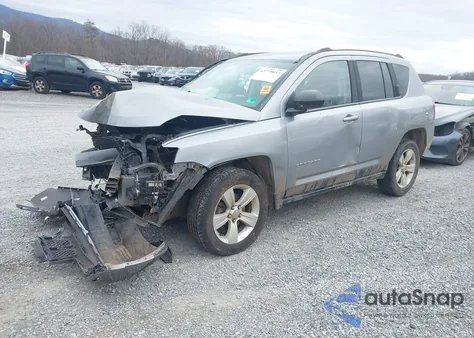 2015 Jeep Compass Sport z USA, uszkodzony, nr VIN 1C4NJDBB7FD225655